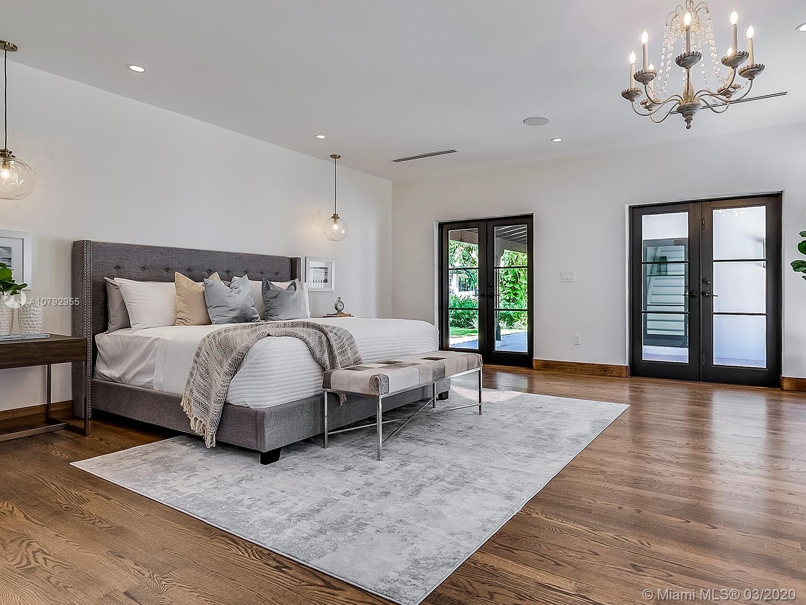 CORAL GABLES COUNTRY CLUB - Residential