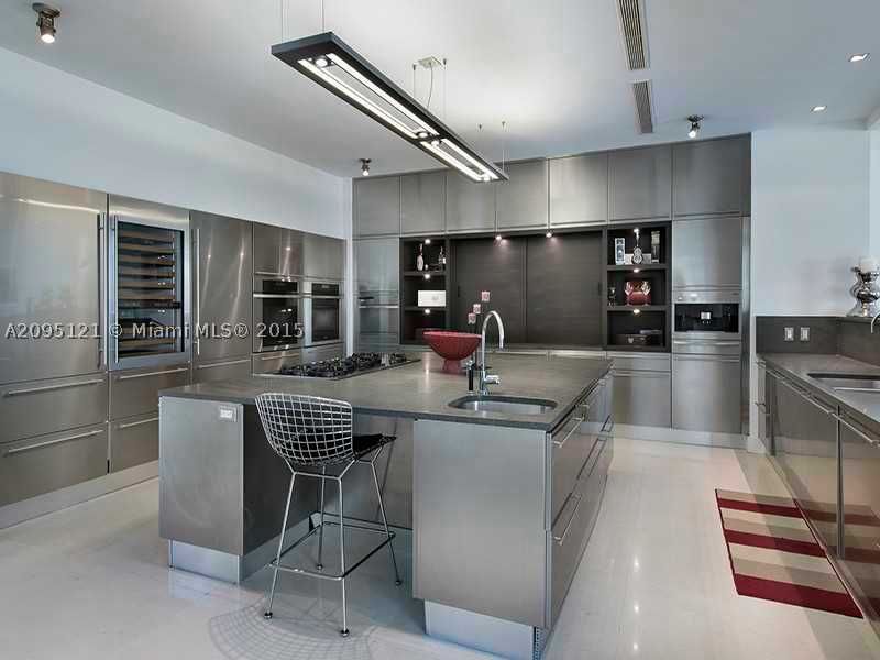 LA GORCE ISLAND - Residential