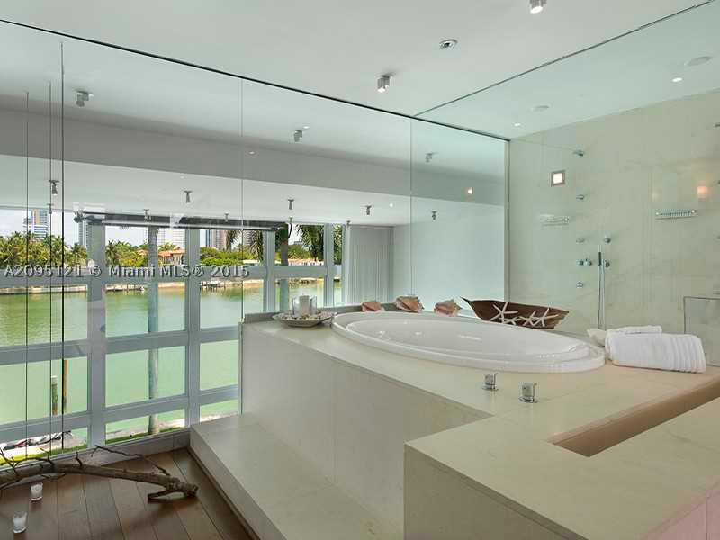 LA GORCE ISLAND - Residential