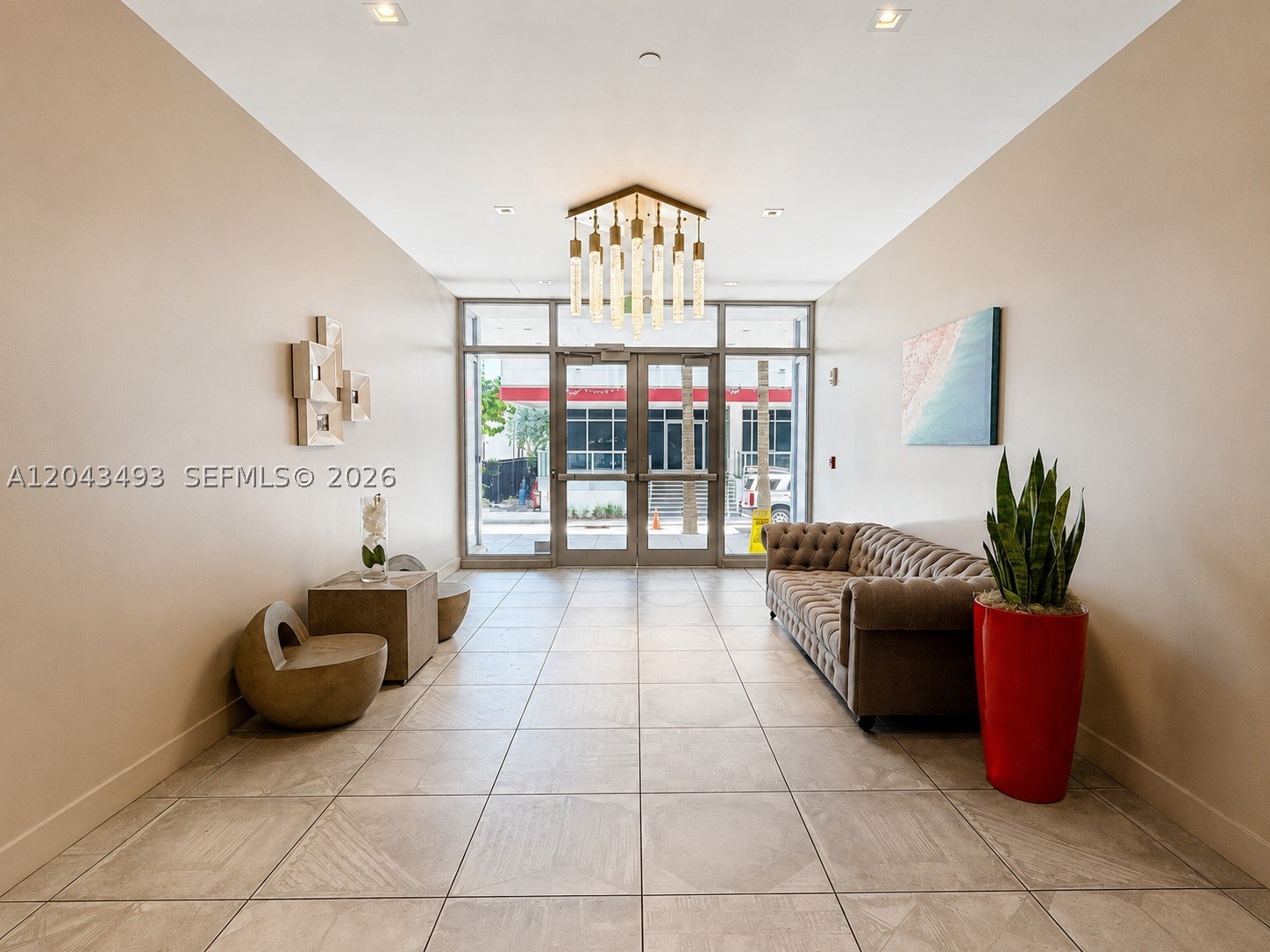 COSTA HOLLYWOOD CONDO - Residential