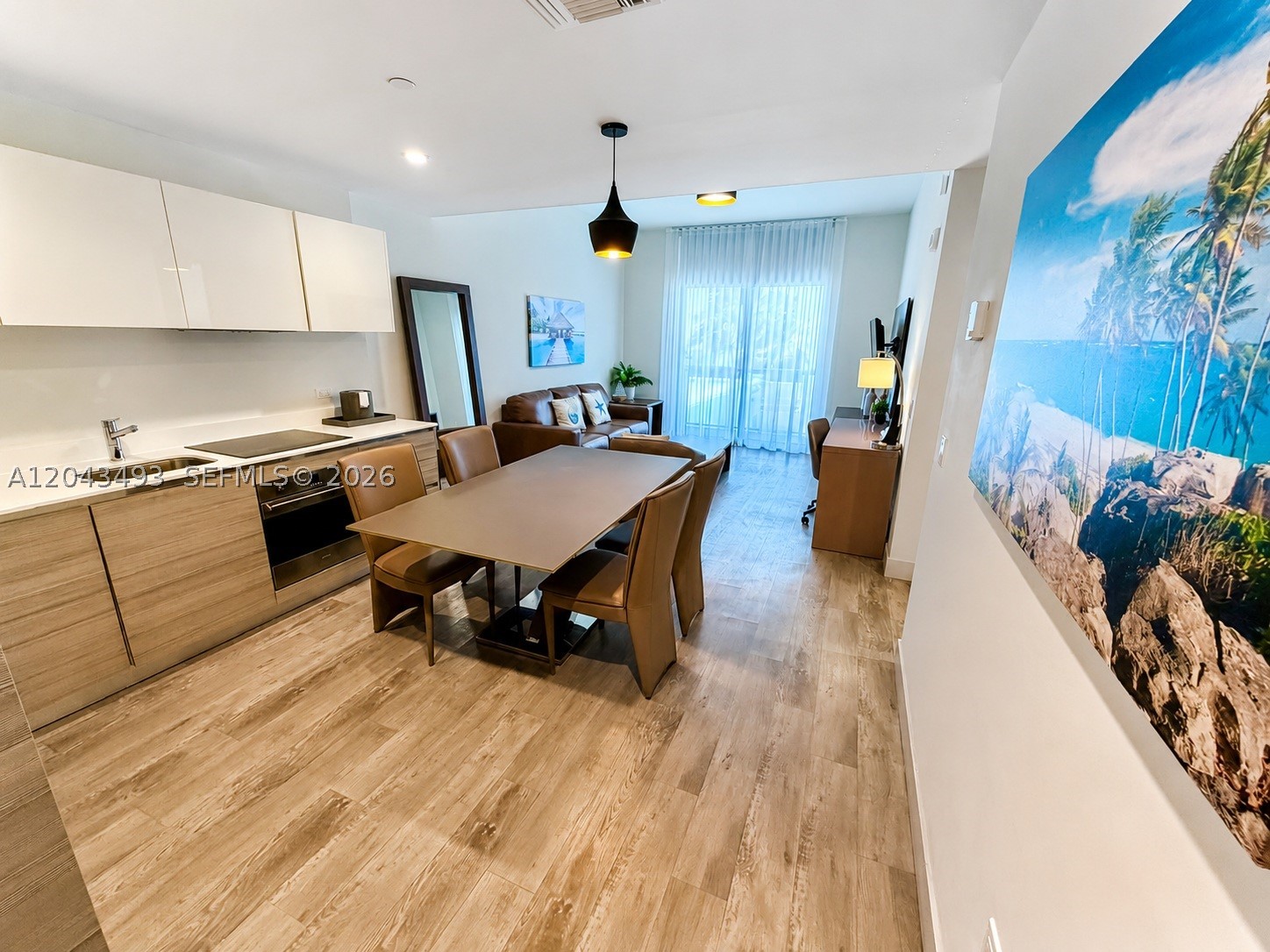 COSTA HOLLYWOOD CONDO - Residential
