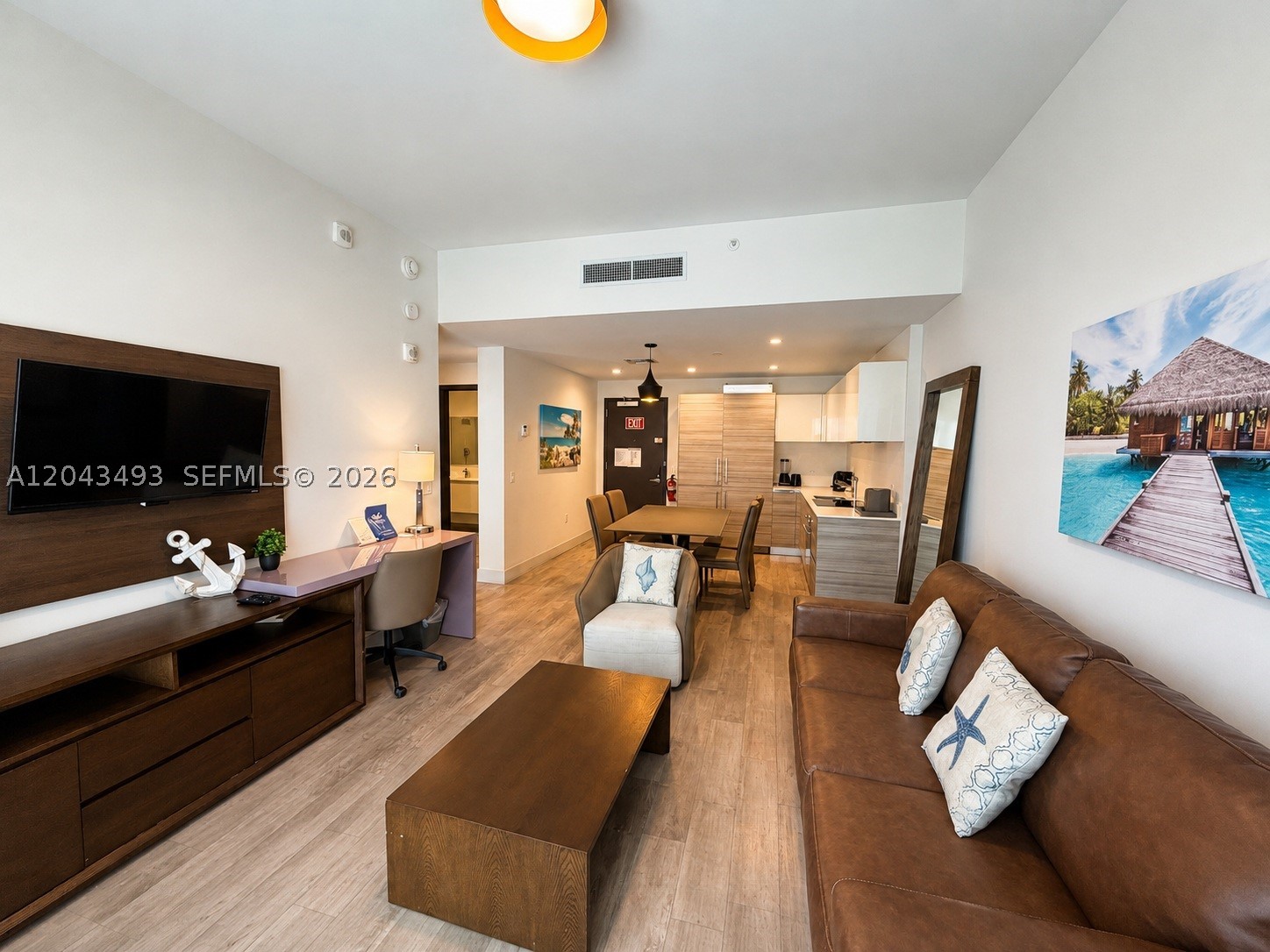 COSTA HOLLYWOOD CONDO - Residential