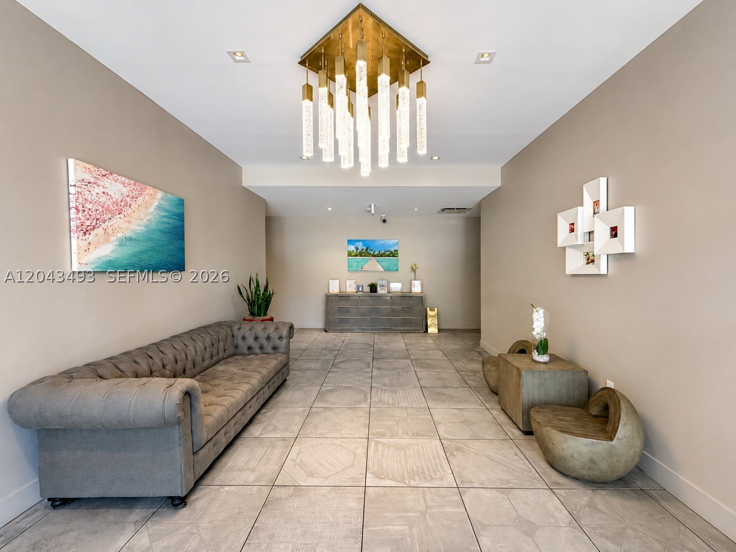 COSTA HOLLYWOOD CONDO - Residential
