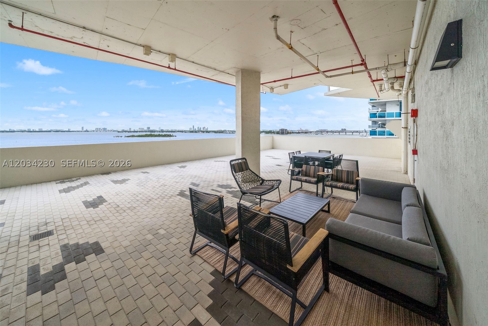 ONYX ON THE BAY CONDO - Residential