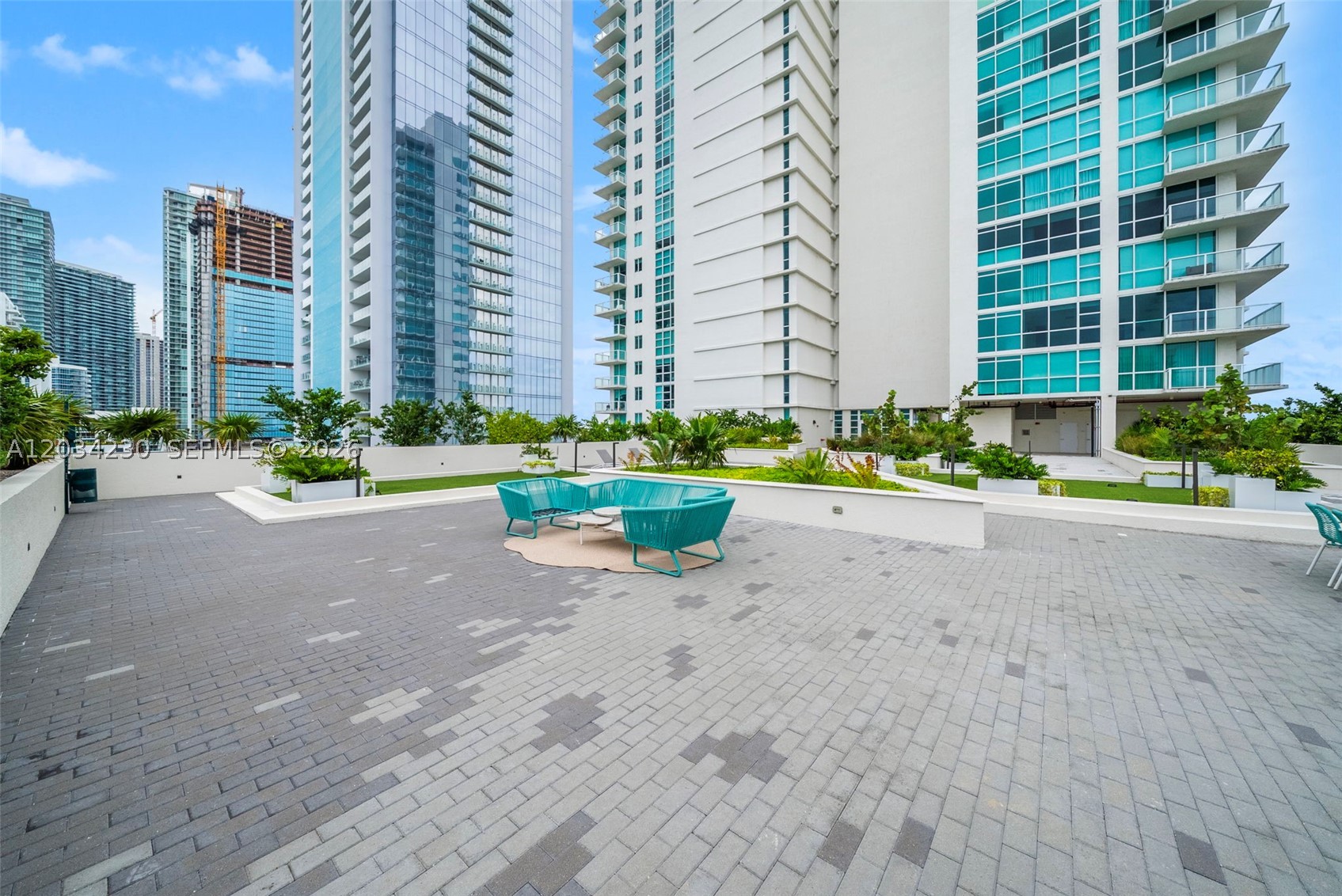 ONYX ON THE BAY CONDO - Residential