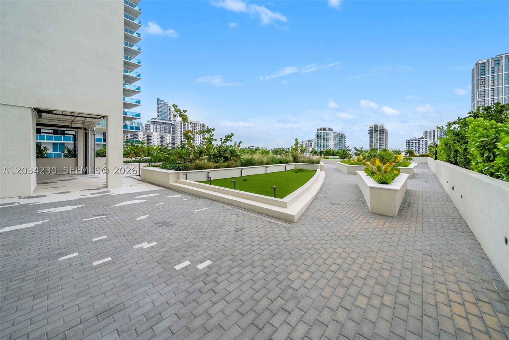 ONYX ON THE BAY CONDO - Residential