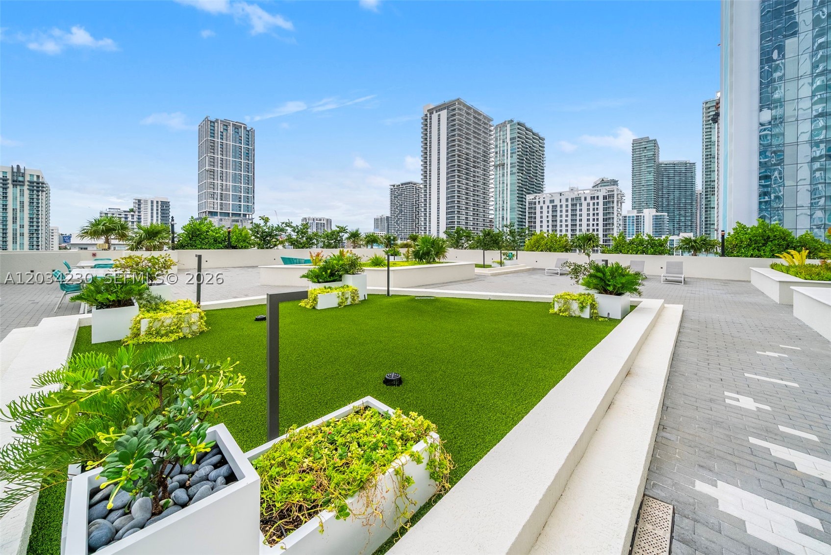 ONYX ON THE BAY CONDO - Residential