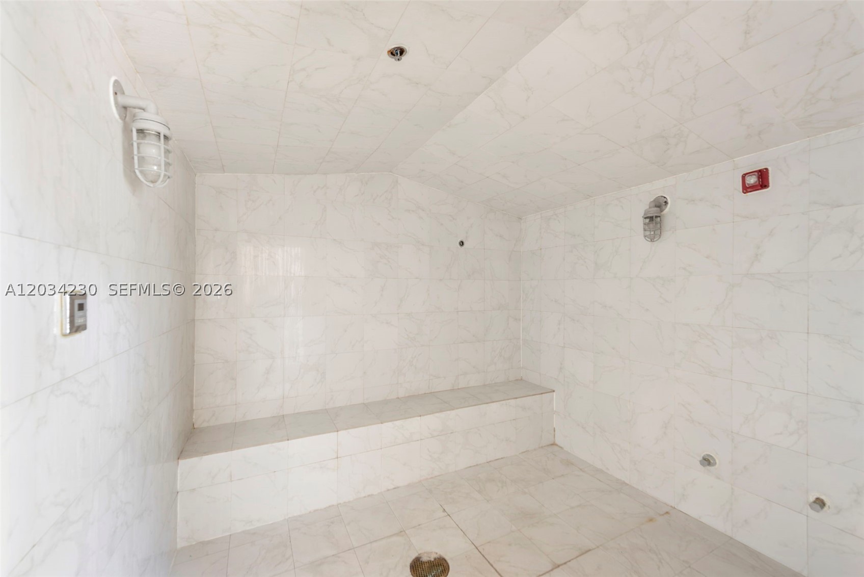 ONYX ON THE BAY CONDO - Residential