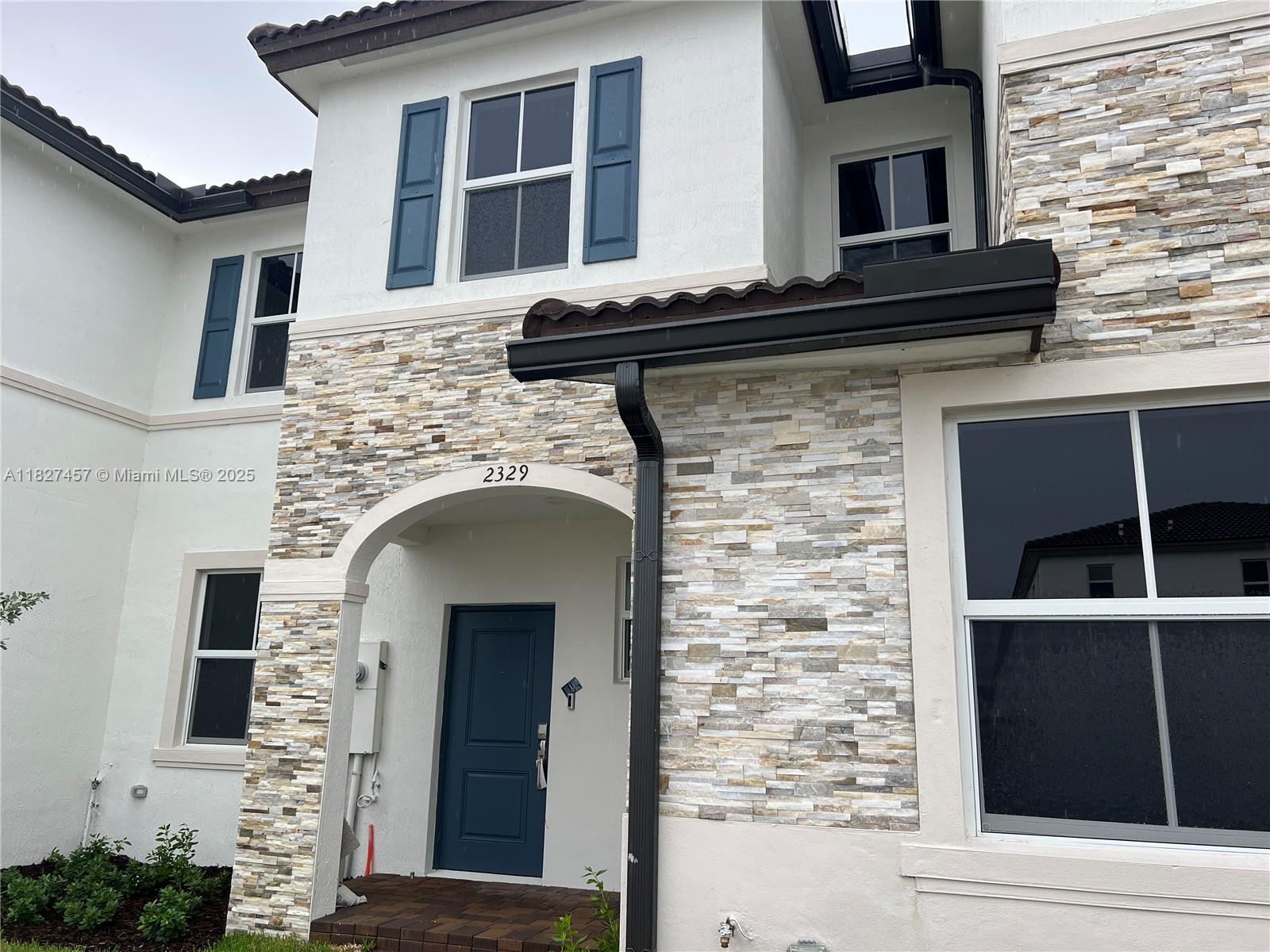 WESTVIEW - Residential
