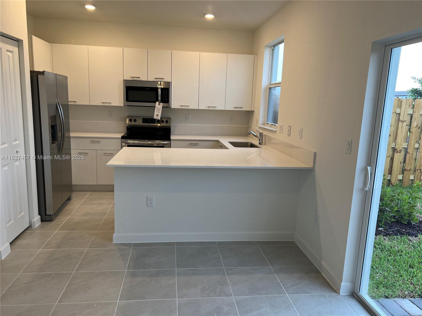 WESTVIEW - Residential