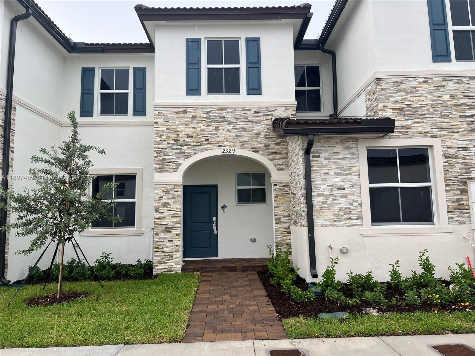 WESTVIEW - Residential