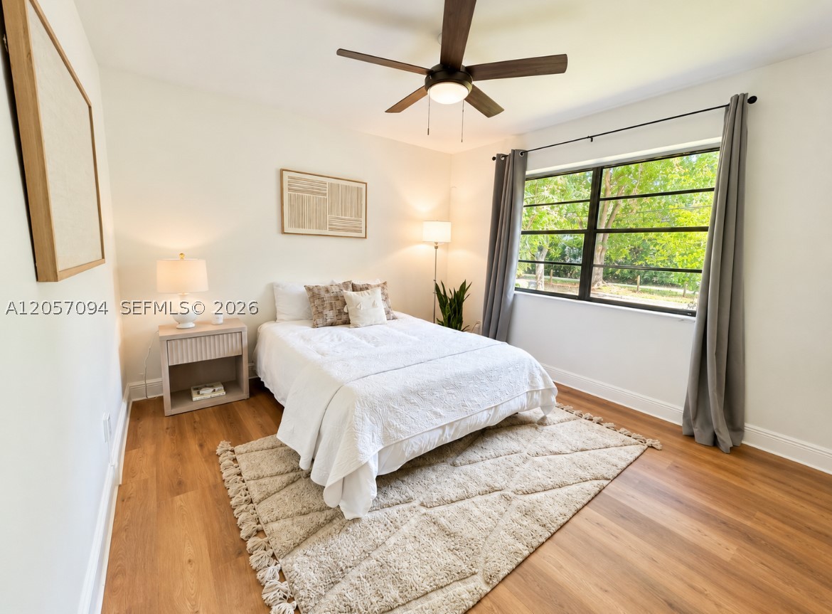 BISCAYNE PARK ESTATES - Residential