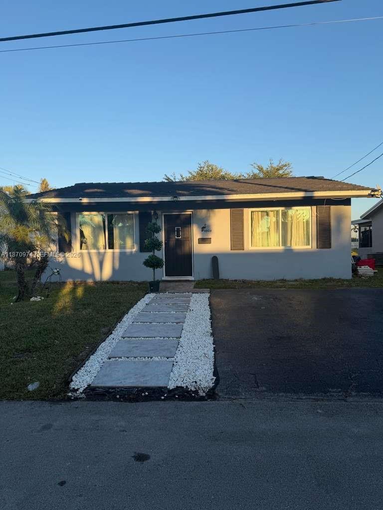 ALL AGEST COMMUNITY!! Beautiful single family home 3/2 Family room converted in a bedroom..open concept. Lake view . NEW ROOF 2024 . Close to the beach at Lauderdale By the Sea and Restaurants. The community offers tranquility the club house has a renovated pool. This is a must See!!!