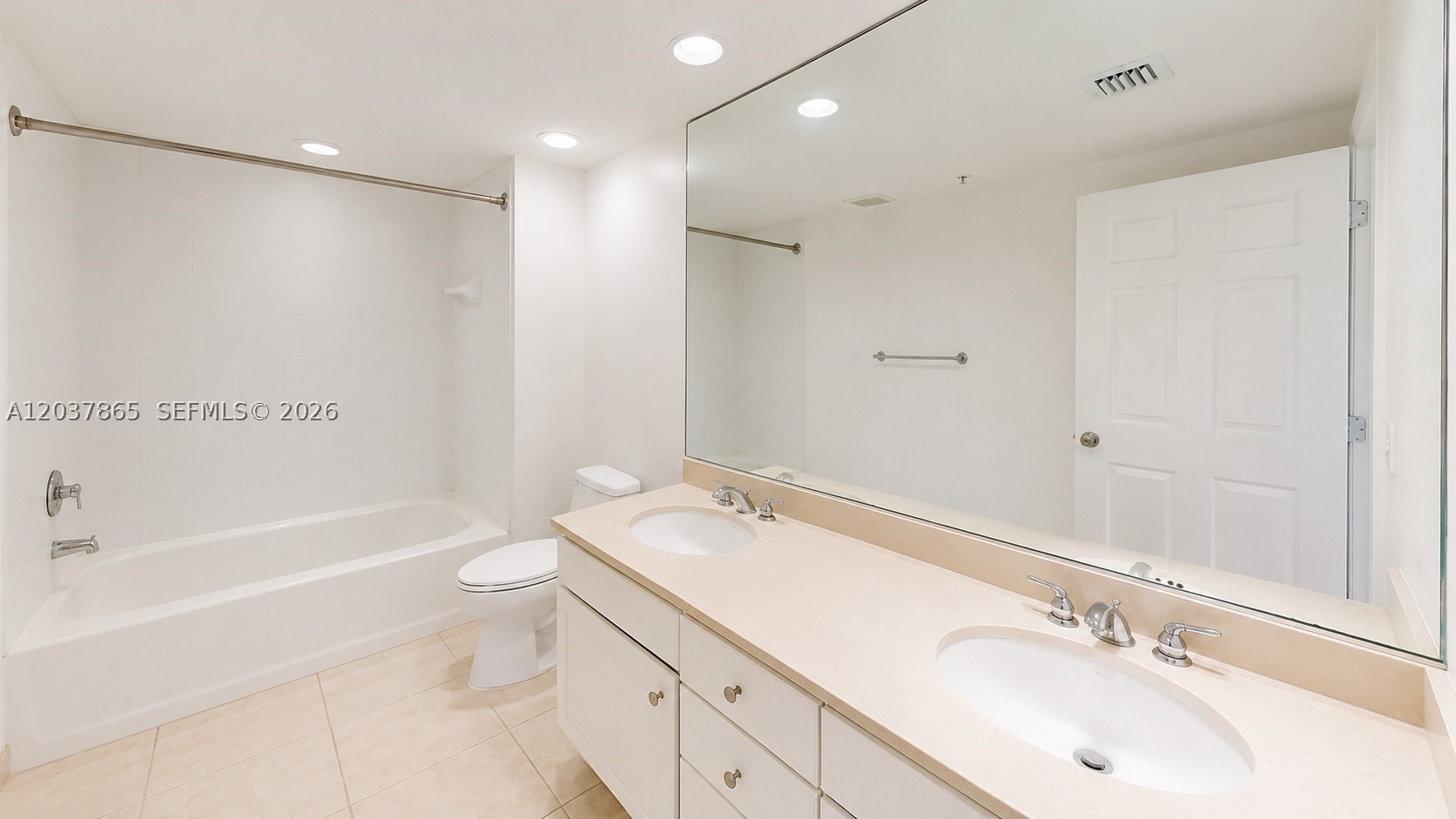 CITE CONDO - Residential Lease