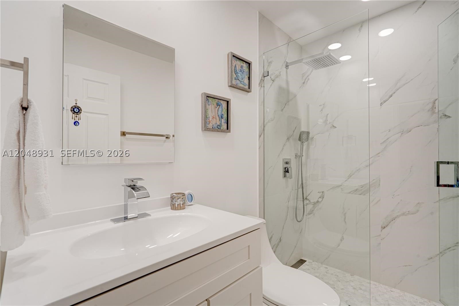 TIFFANY LAKES CONDO - Residential Lease