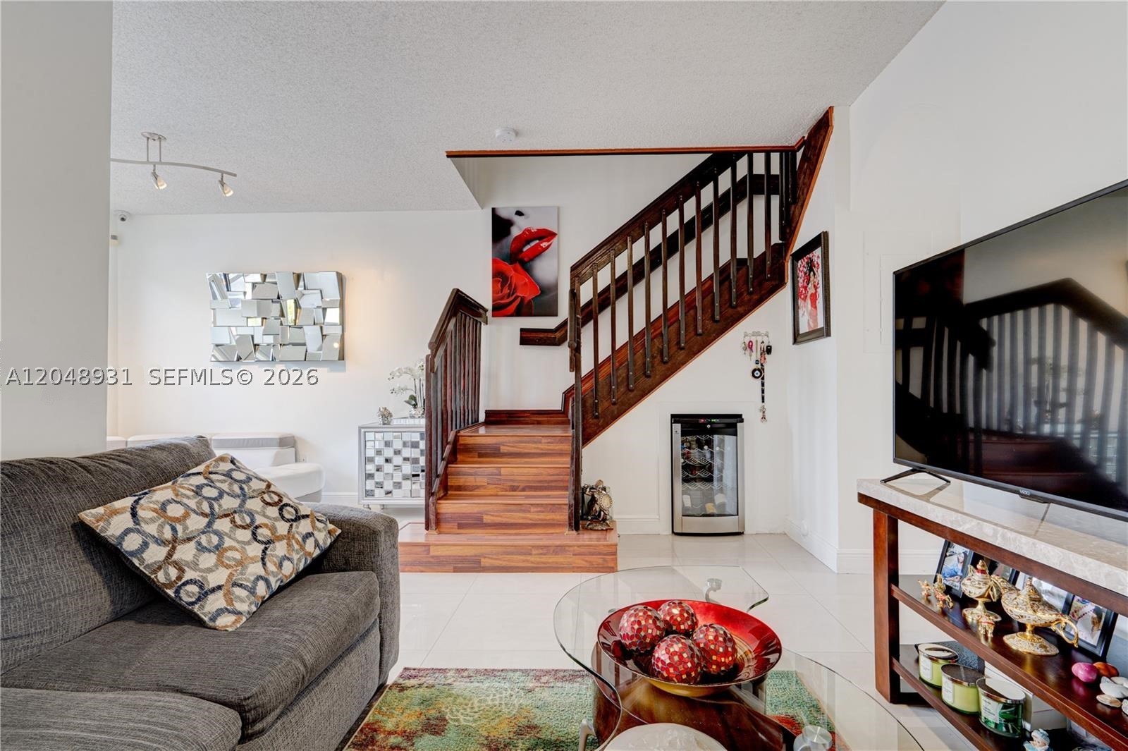 TIFFANY LAKES CONDO - Residential Lease