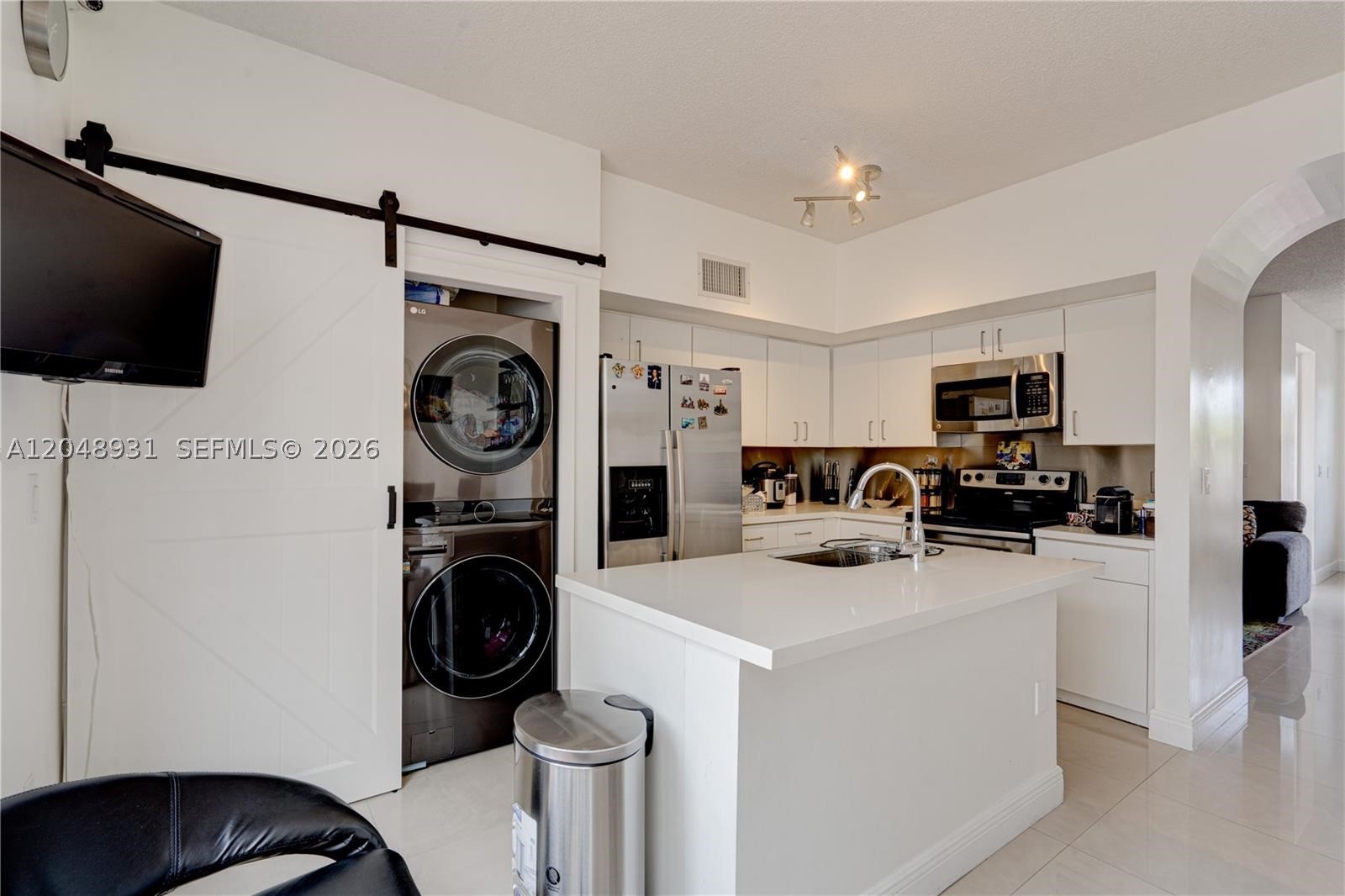 TIFFANY LAKES CONDO - Residential Lease