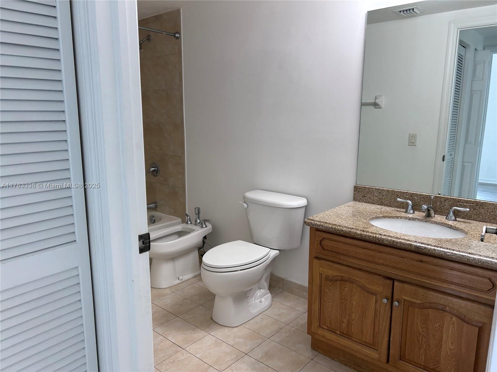 KEYSTONE PARK CONDO - Residential Lease
