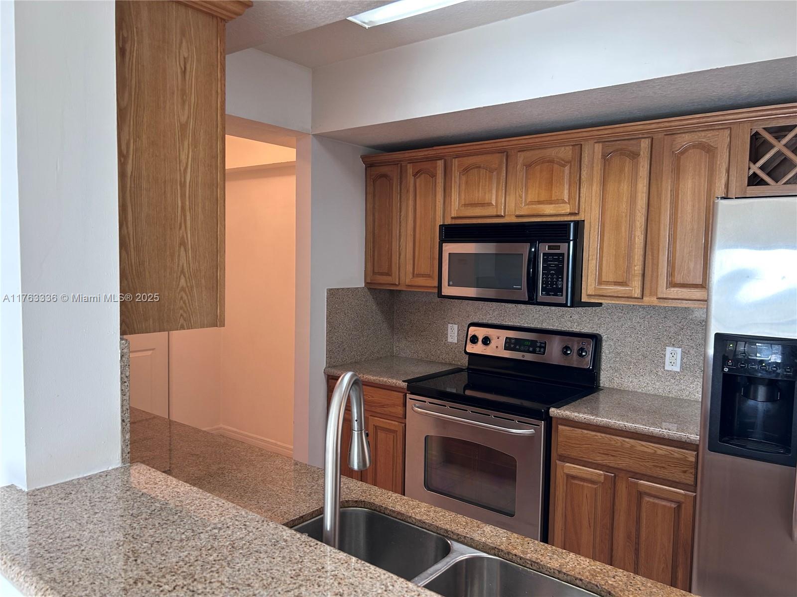 KEYSTONE PARK CONDO - Residential Lease