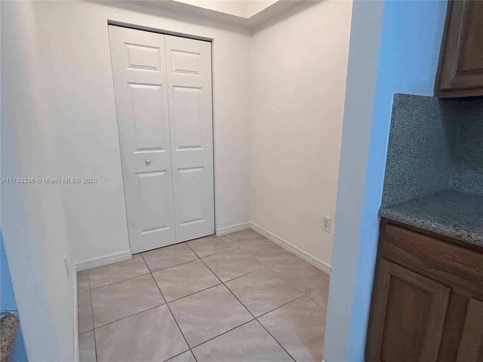 KEYSTONE PARK CONDO - Residential Lease