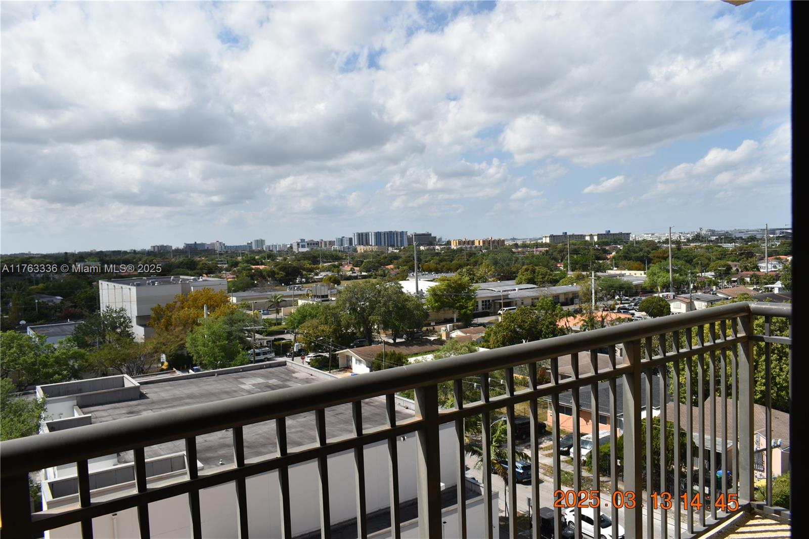 KEYSTONE PARK CONDO - Residential Lease