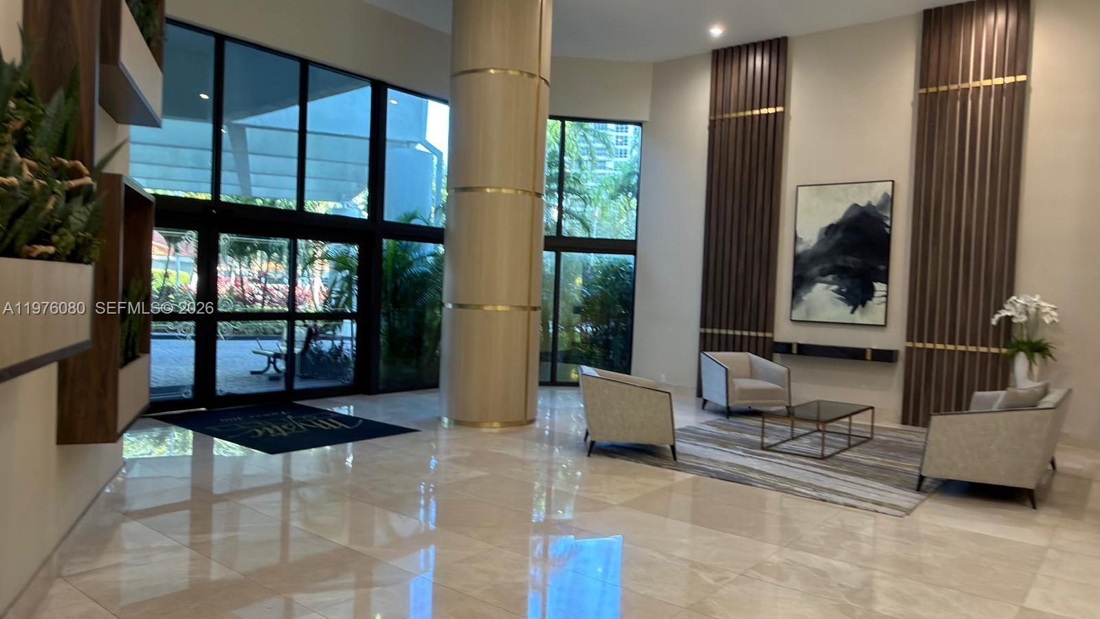 MYSTIC POINTE TOWER 400 C - Residential
