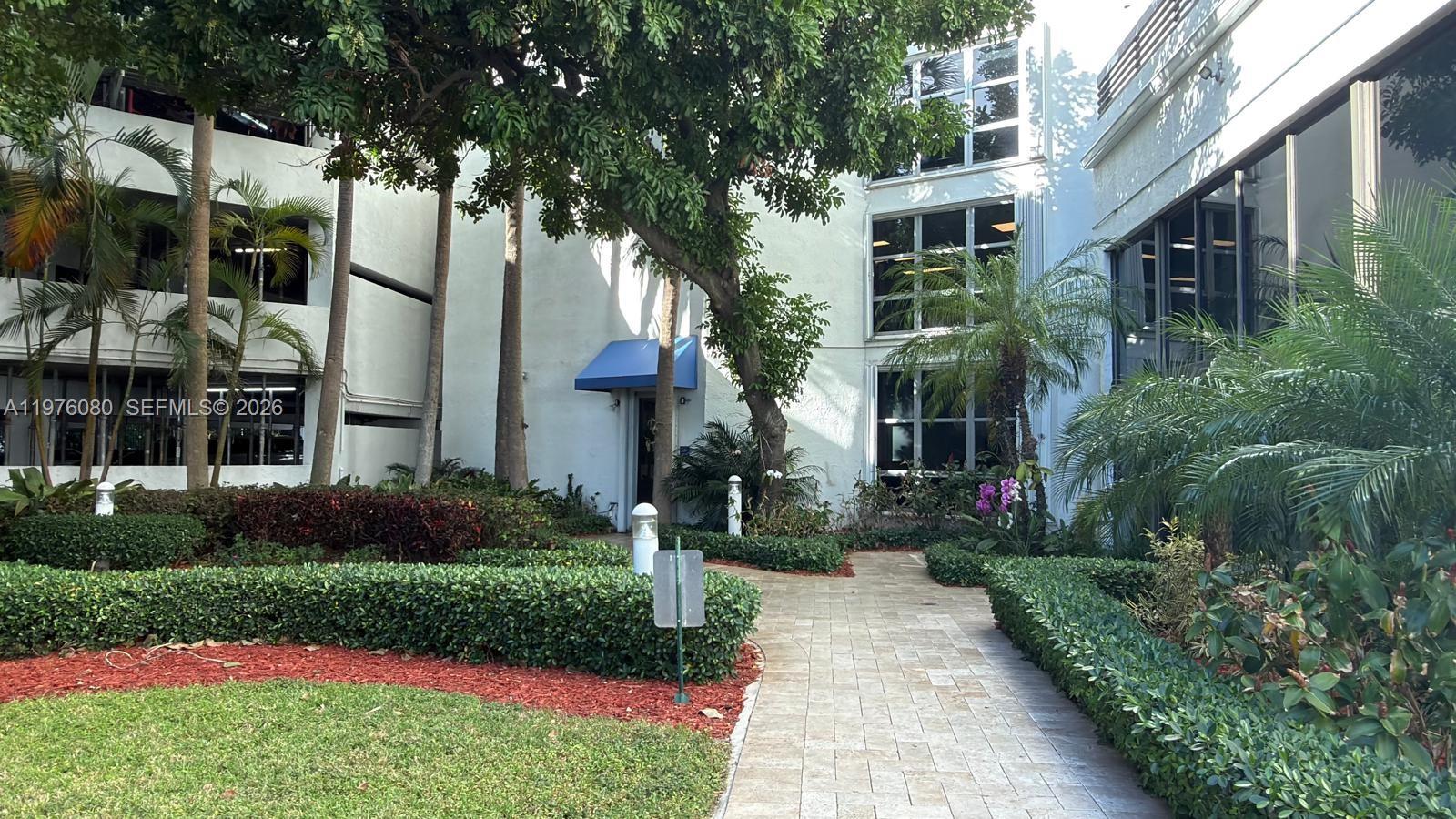 MYSTIC POINTE TOWER 400 C - Residential