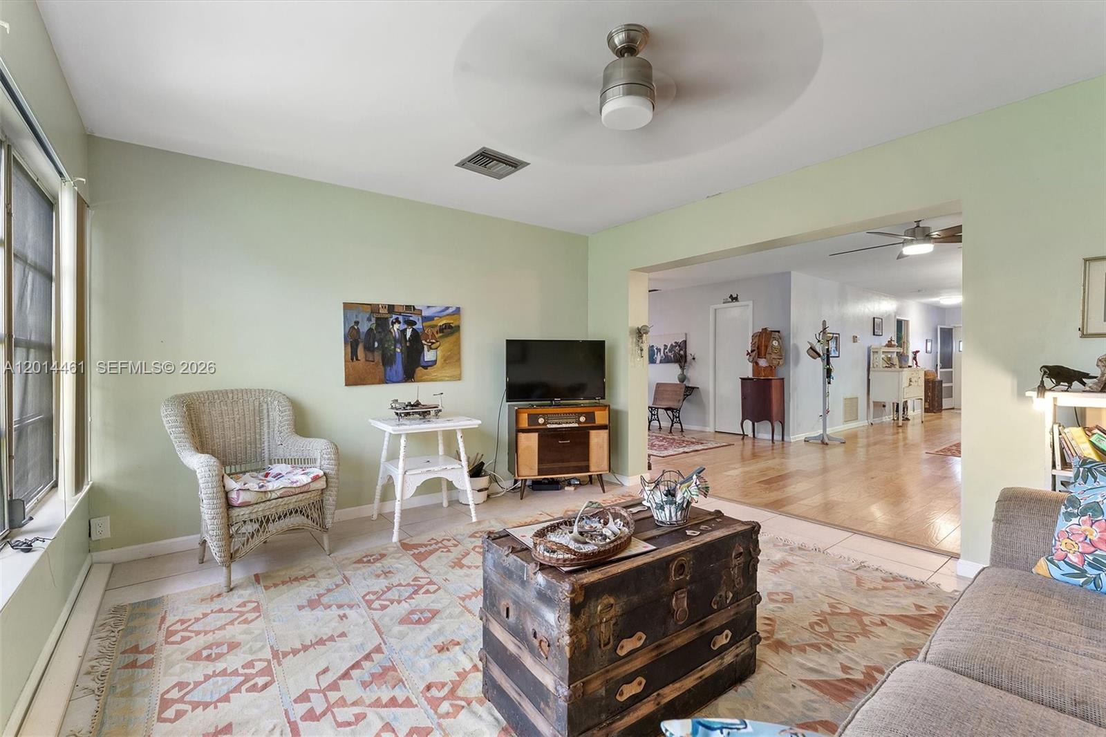 CRESTHAVEN TOWNHOMES SEC - Residential