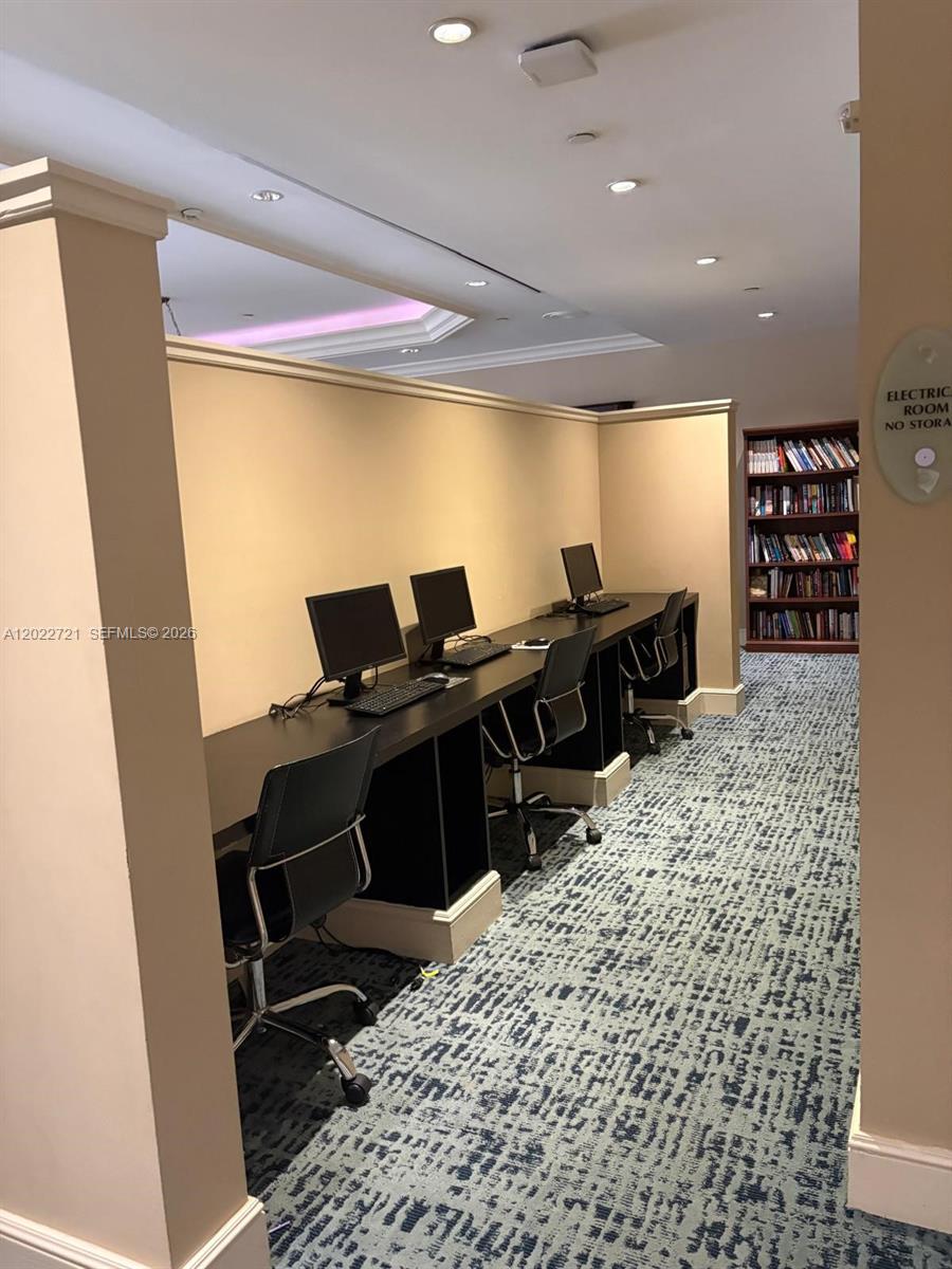 TURNBERRY VILLAGE CONDO - Residential
