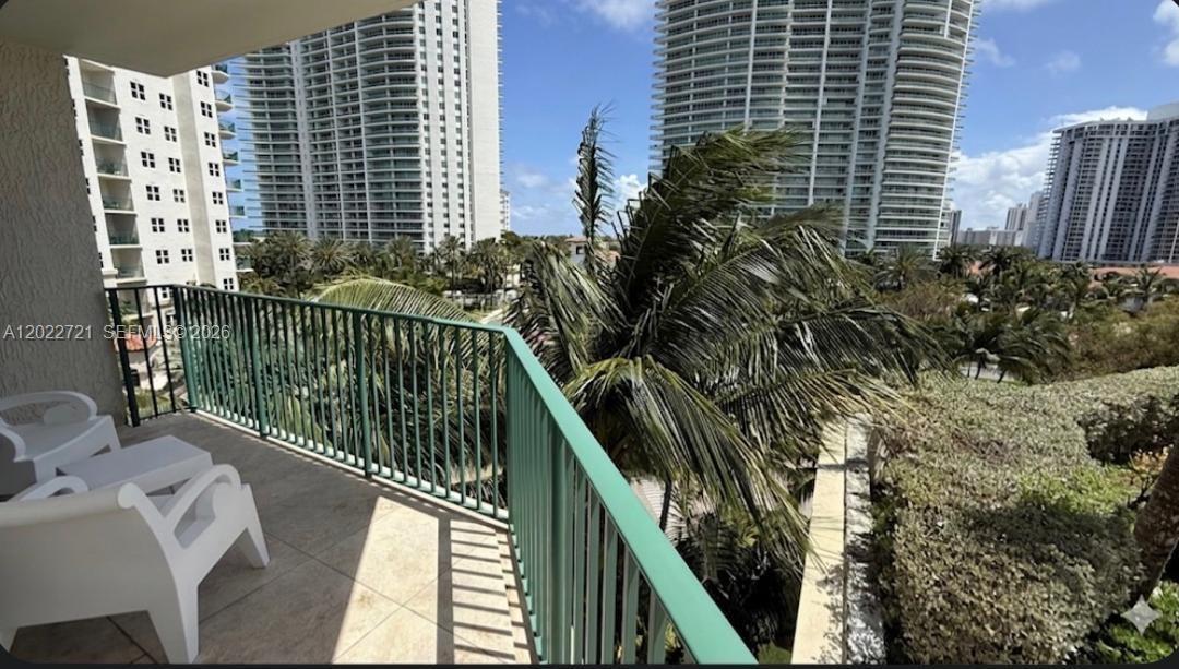 TURNBERRY VILLAGE CONDO - Residential