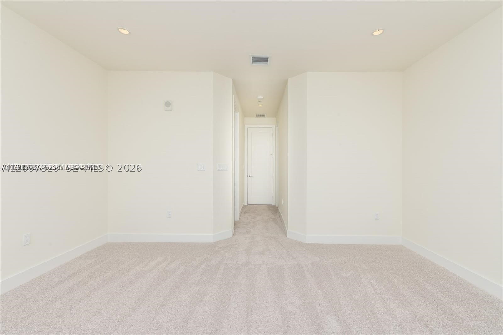LANDMARK AT DORAL CONDO N - Residential Lease
