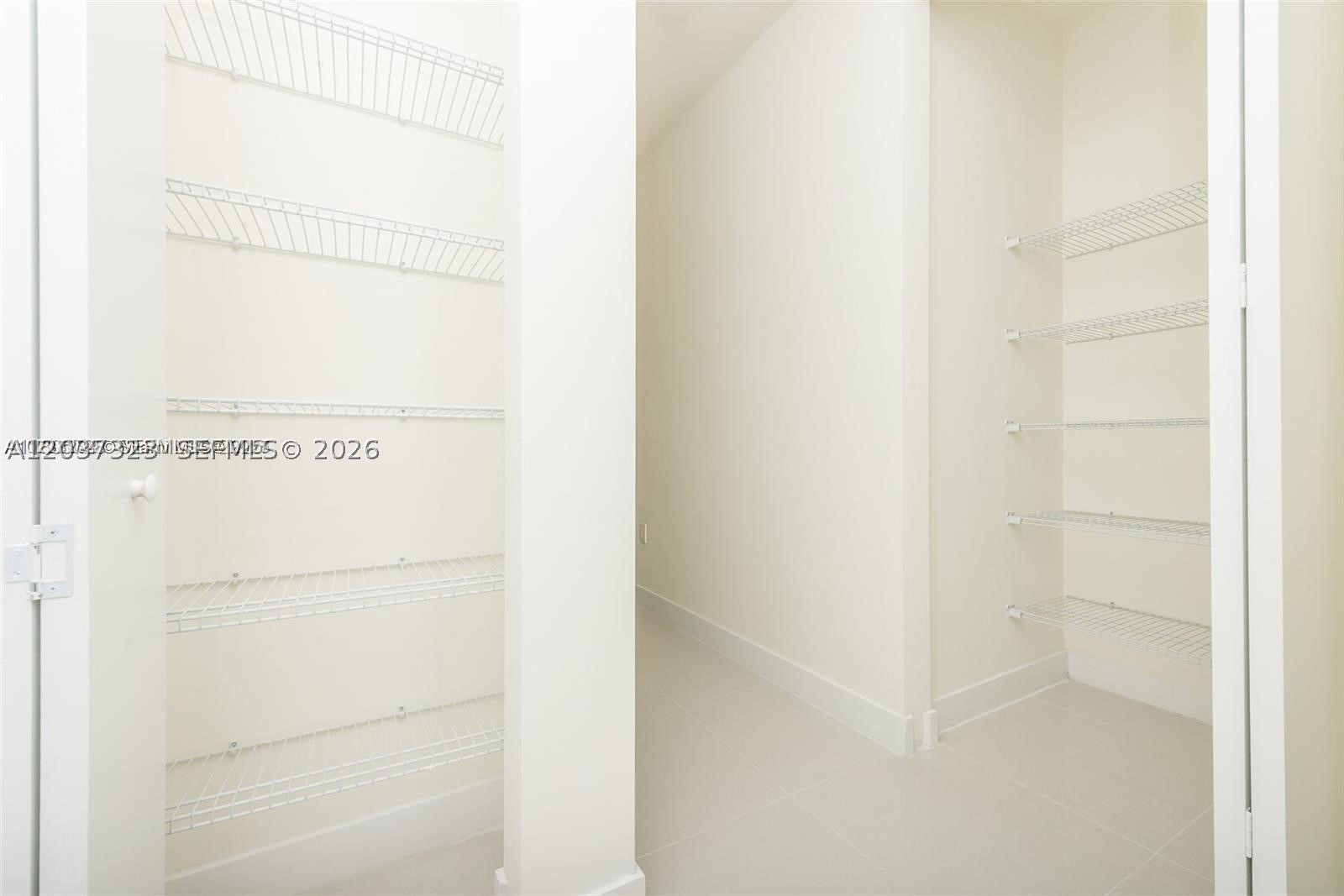LANDMARK AT DORAL CONDO N - Residential Lease