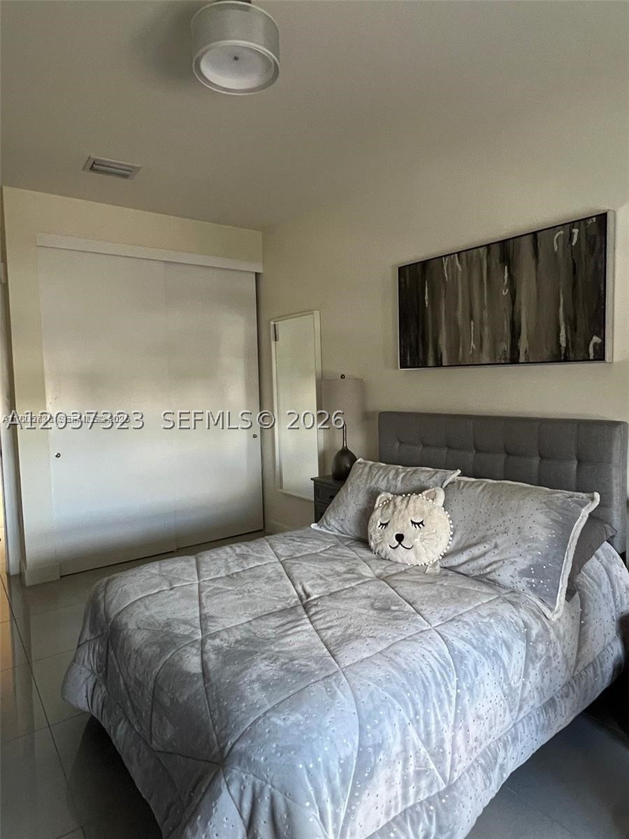 LANDMARK AT DORAL CONDO N - Residential Lease