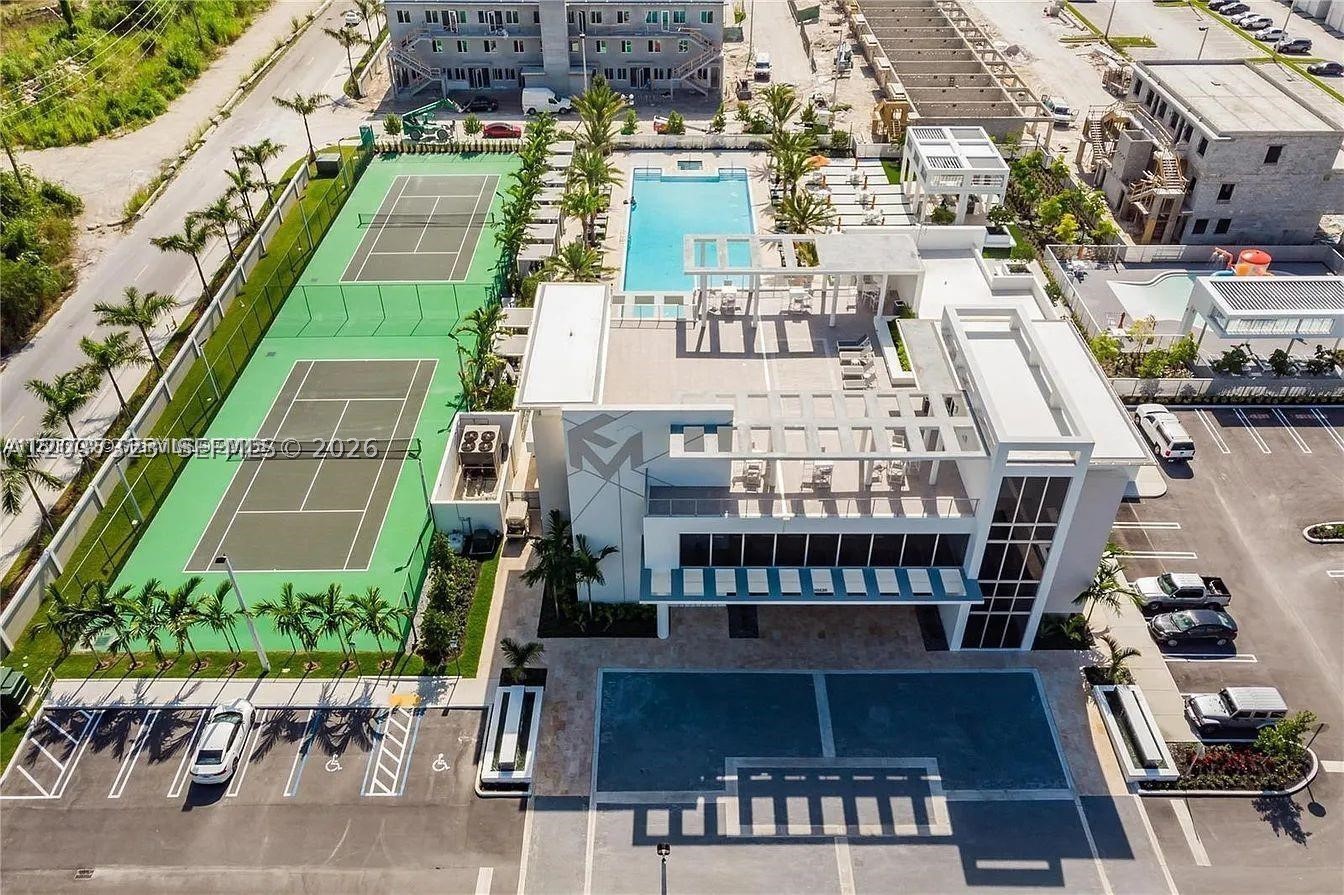 LANDMARK AT DORAL CONDO N - Residential Lease