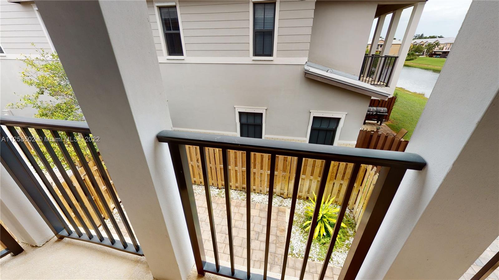 DORAL CAY - Residential Lease