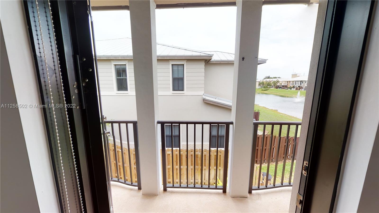 DORAL CAY - Residential Lease