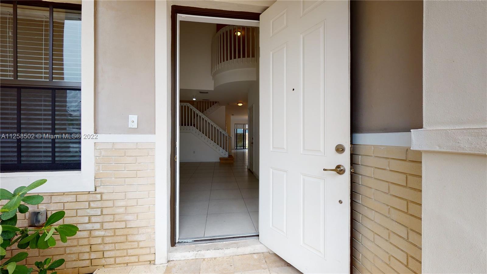 DORAL CAY - Residential Lease