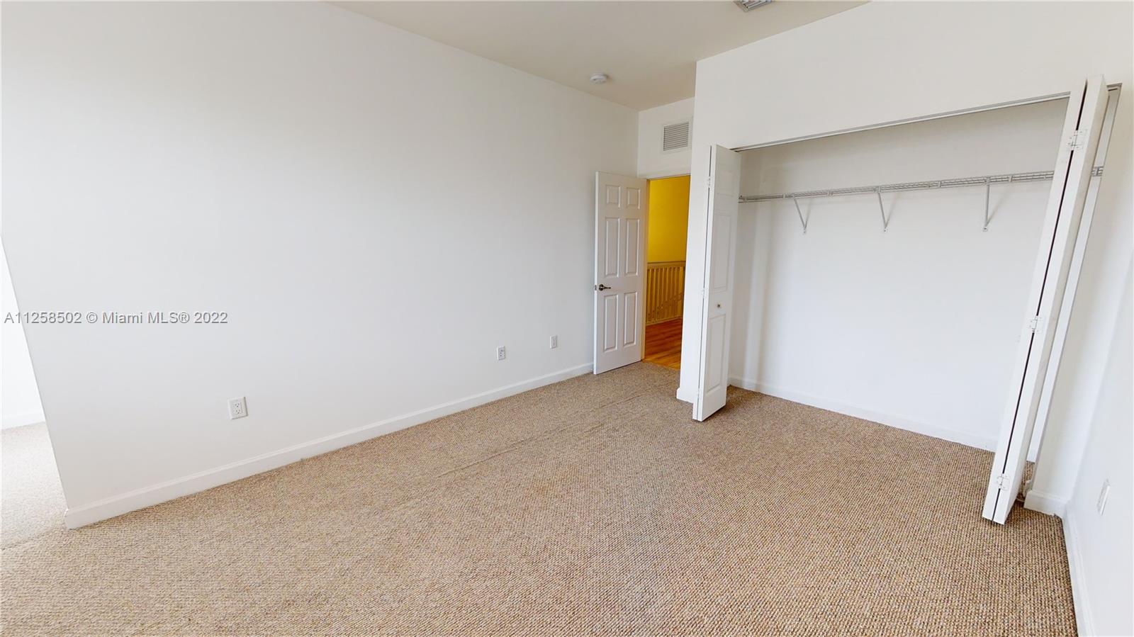 DORAL CAY - Residential Lease