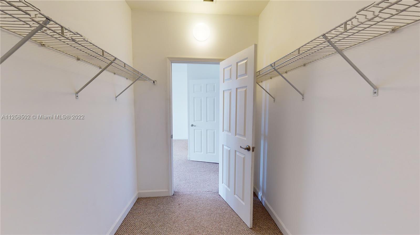 DORAL CAY - Residential Lease