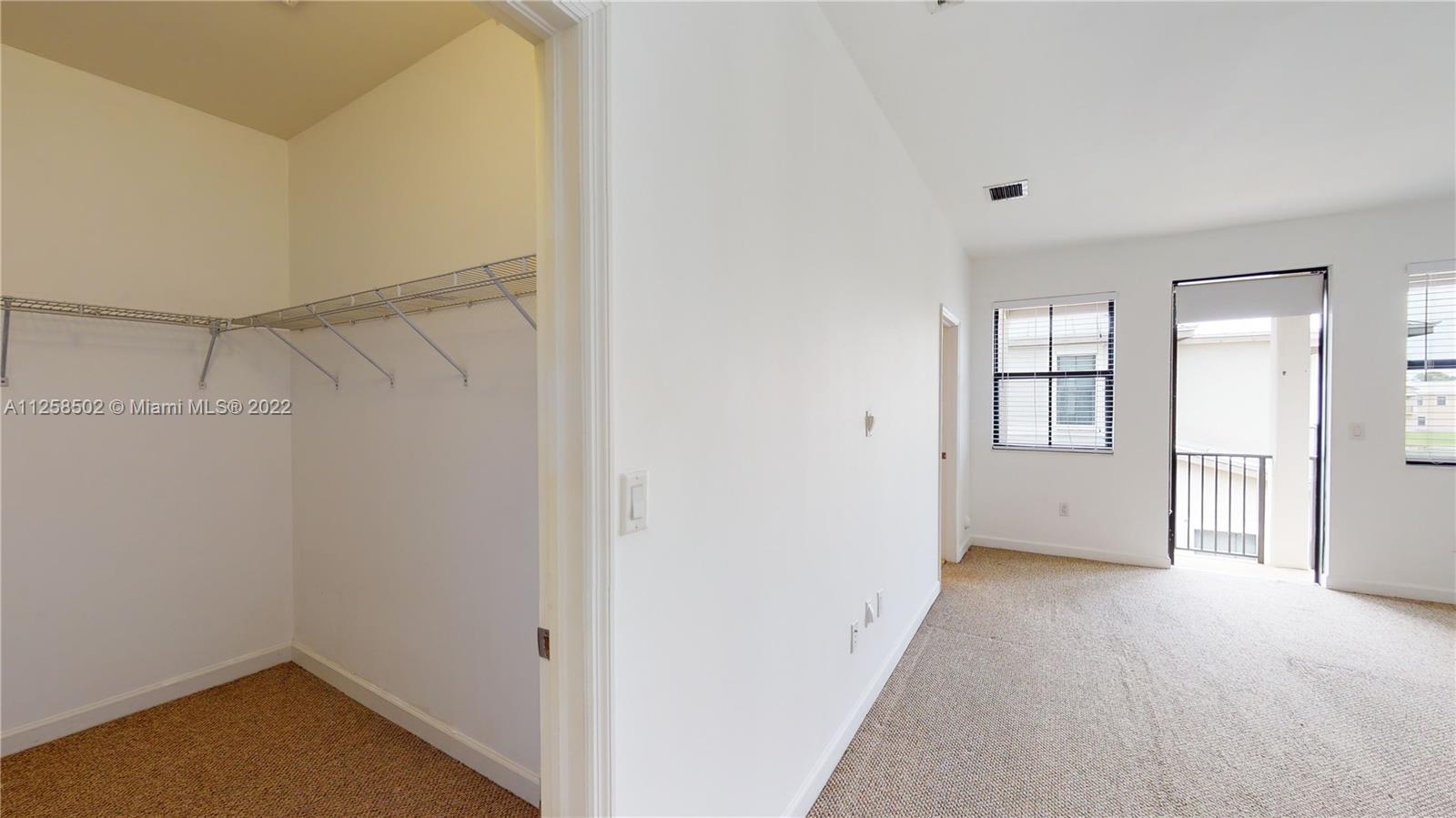 DORAL CAY - Residential Lease
