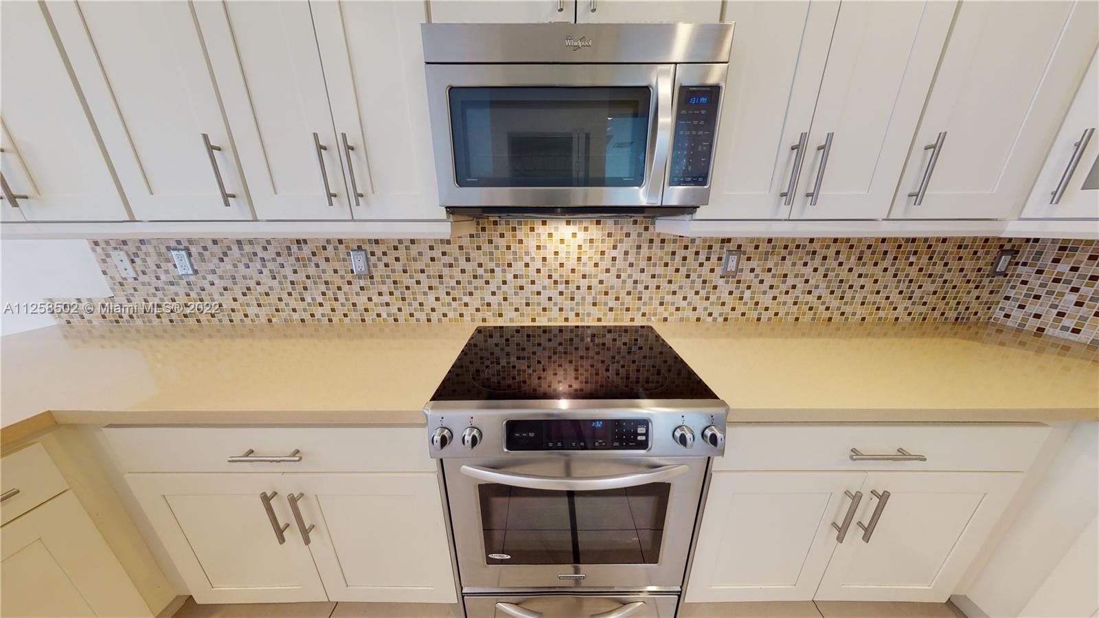 DORAL CAY - Residential Lease
