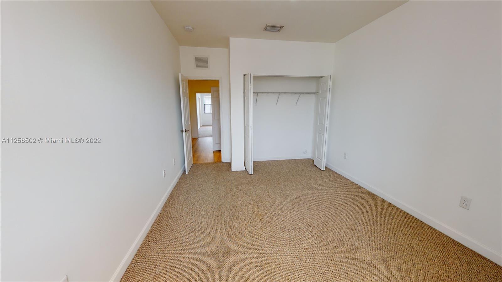 DORAL CAY - Residential Lease