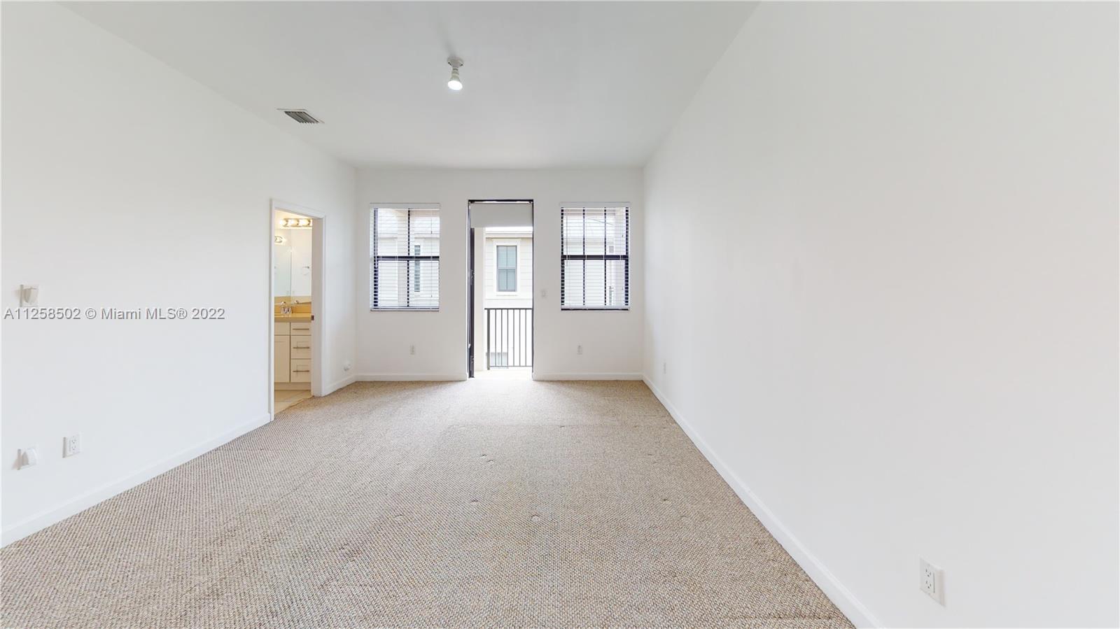 DORAL CAY - Residential Lease