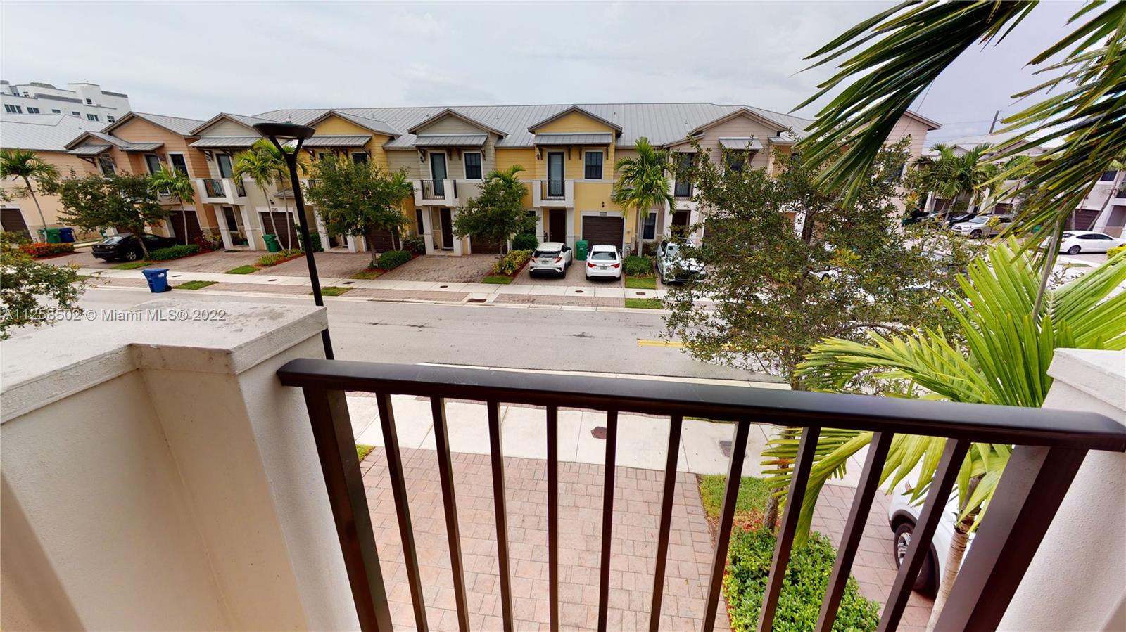DORAL CAY - Residential Lease