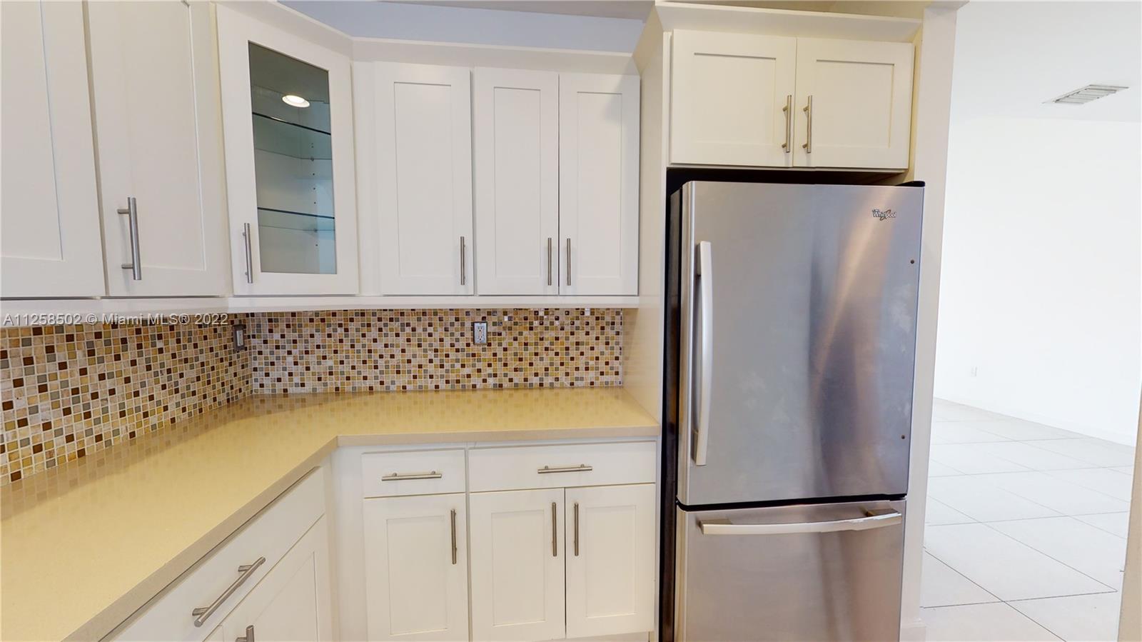 DORAL CAY - Residential Lease