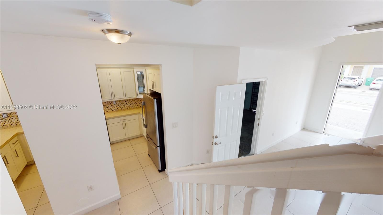 DORAL CAY - Residential Lease