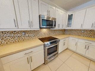 DORAL CAY - Residential Lease