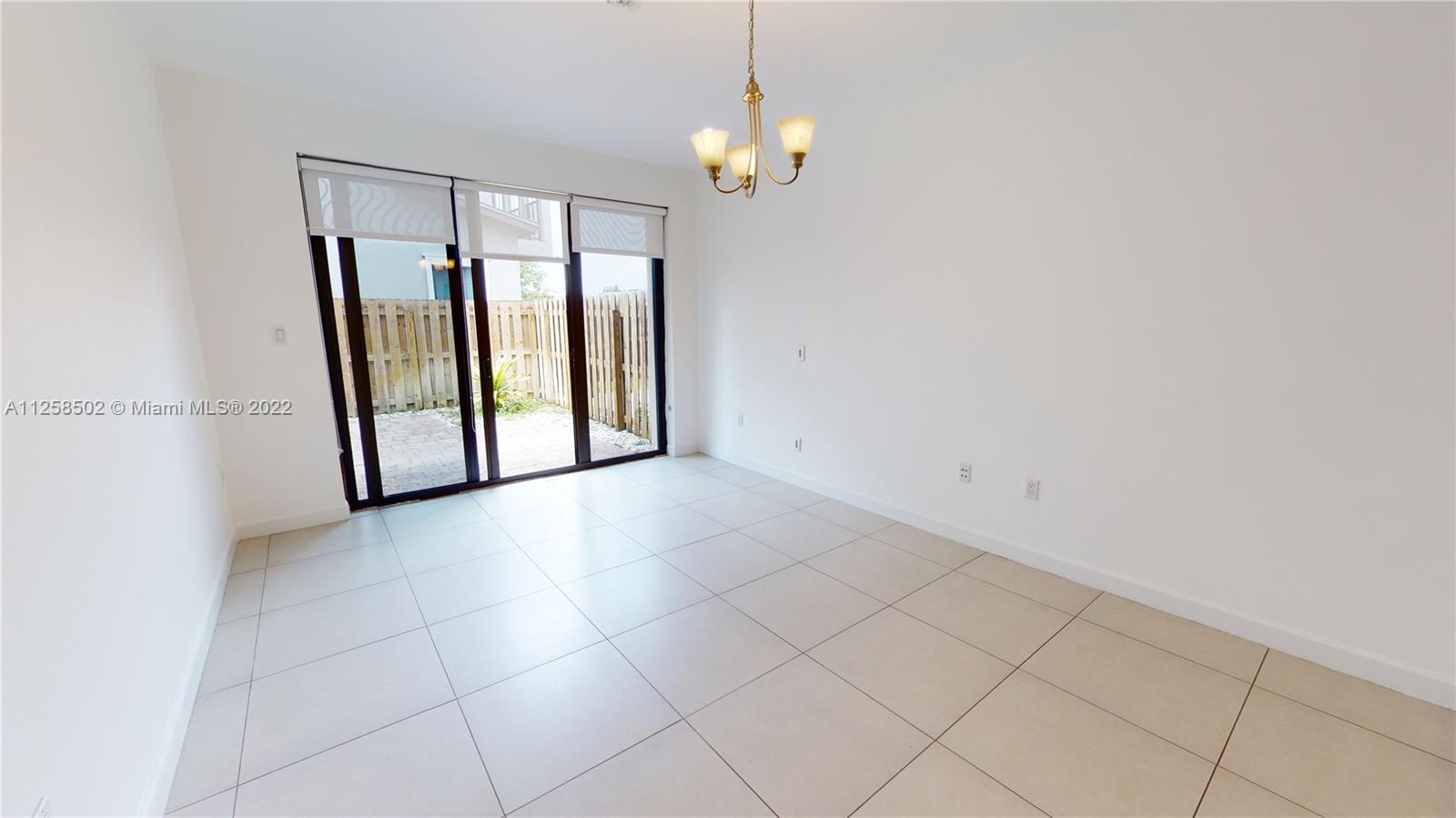 DORAL CAY - Residential Lease