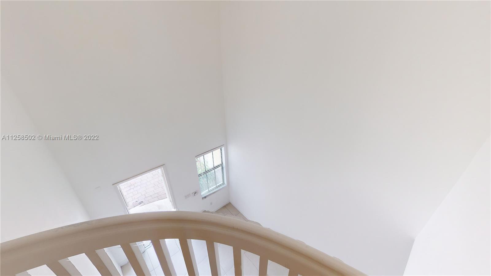 DORAL CAY - Residential Lease