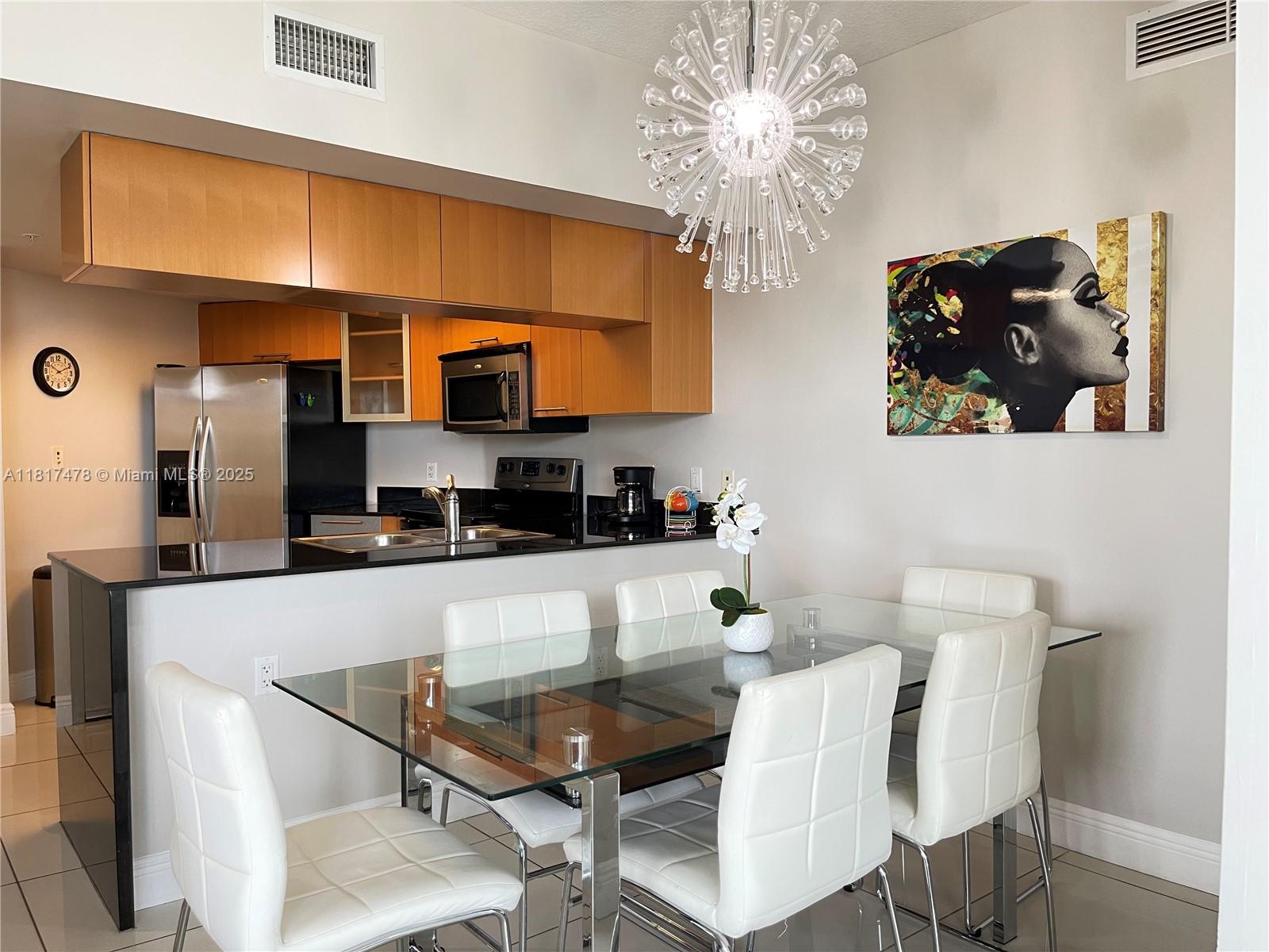 OPERA TOWER CONDO - Residential